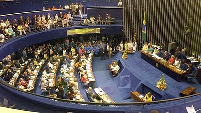 plenariosenado.jpg