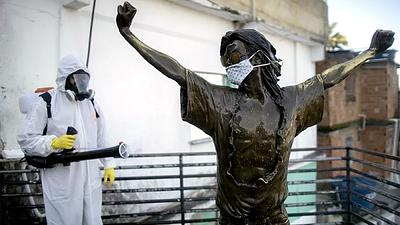 estatua-michael.jpg