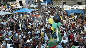 Carnaval-de-rua-carioca-300x168.gif