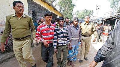 india-estupro.jpg