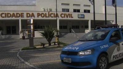 policiario-2.jpg