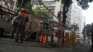 bueiros-300x168.gif