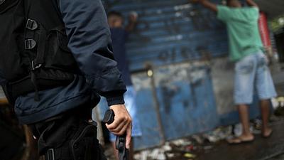 policia9.jpg