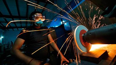 industria-reuters-1024x576.jpg