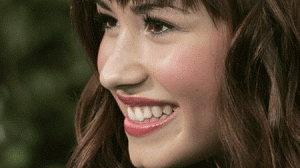 demi-lovato-300x168.gif