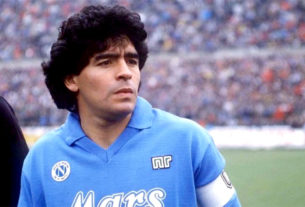Na última década do século passado, o craque Maradona foi o passe mais valorizado do mundo