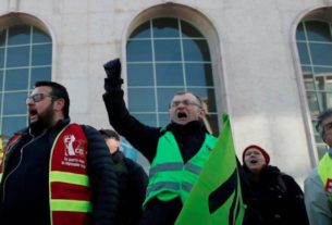 Manifestantes protestam contra reforma da Previdência na França