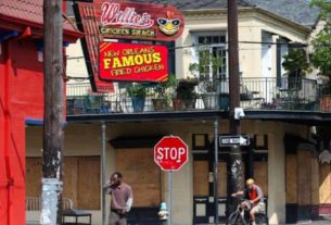 Bares e restaurantes fechados em Nova Orleans