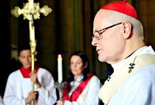 O papa Francisco telefonou ao cardeal Odilo Scherer, para expressar sua condolência aos mortos pela covid-19, no Brasil