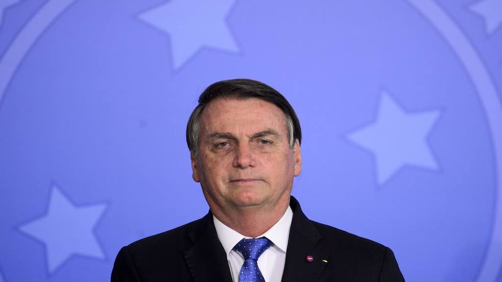O presidente Jair Bolsonaro afirmou que o governo federal não comprará a vacina CoronaVac