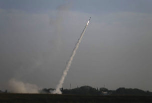 A Força Aérea israelense atacou diversos alvos supostamente ligados ao movimento islâmico Hamas na Faixa de Gaza
